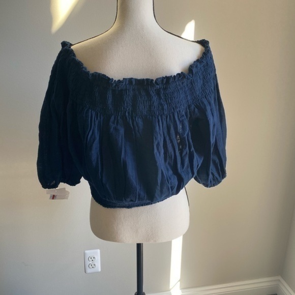 NWOT We The Free Navy Off Shoulder Top Size M - Picture 3 of 6